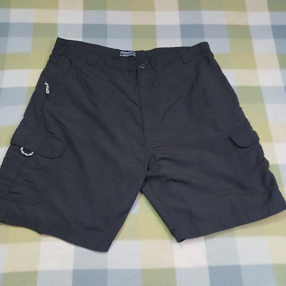 Men's Wrangler Performance Gray Cargo Shorts Lightweight Size 44